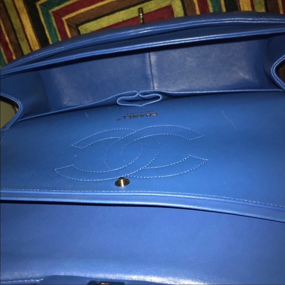 Chanel jumbo flap handbag - Picture 8 of 16